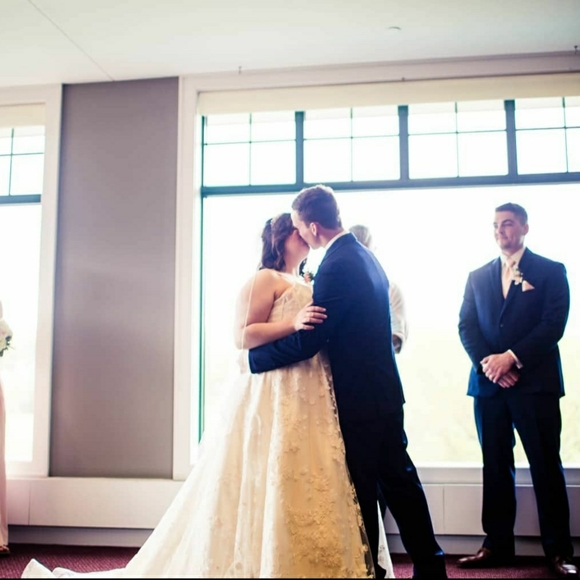 Meet your Posher, Kara - Picture 3 of 7